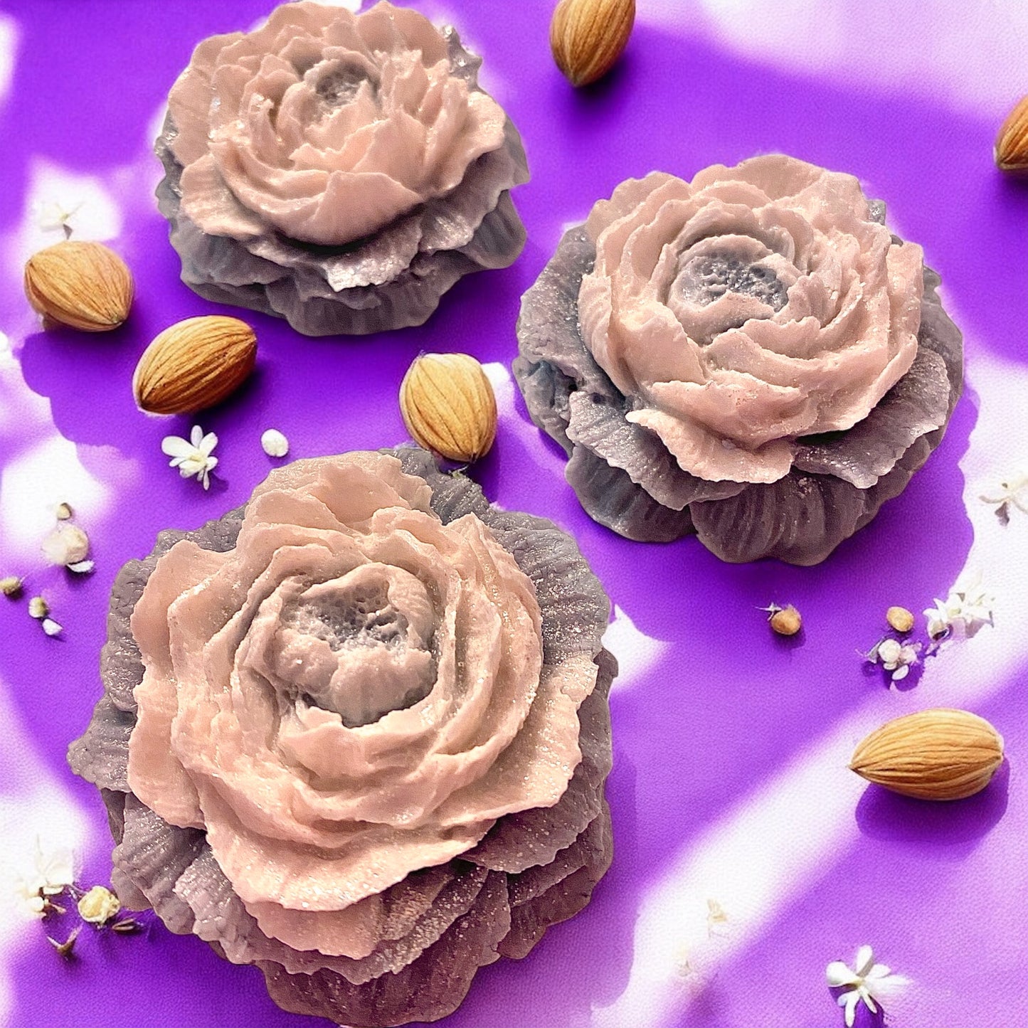Gorgeous kohakutou Candy Peony Flowers in lots of different flavors!