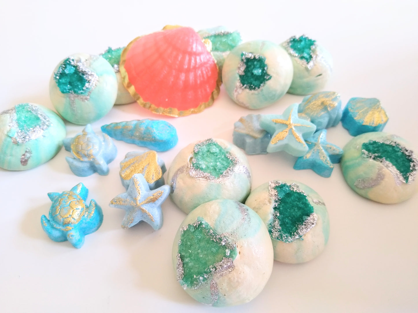 25 Geode Meringues