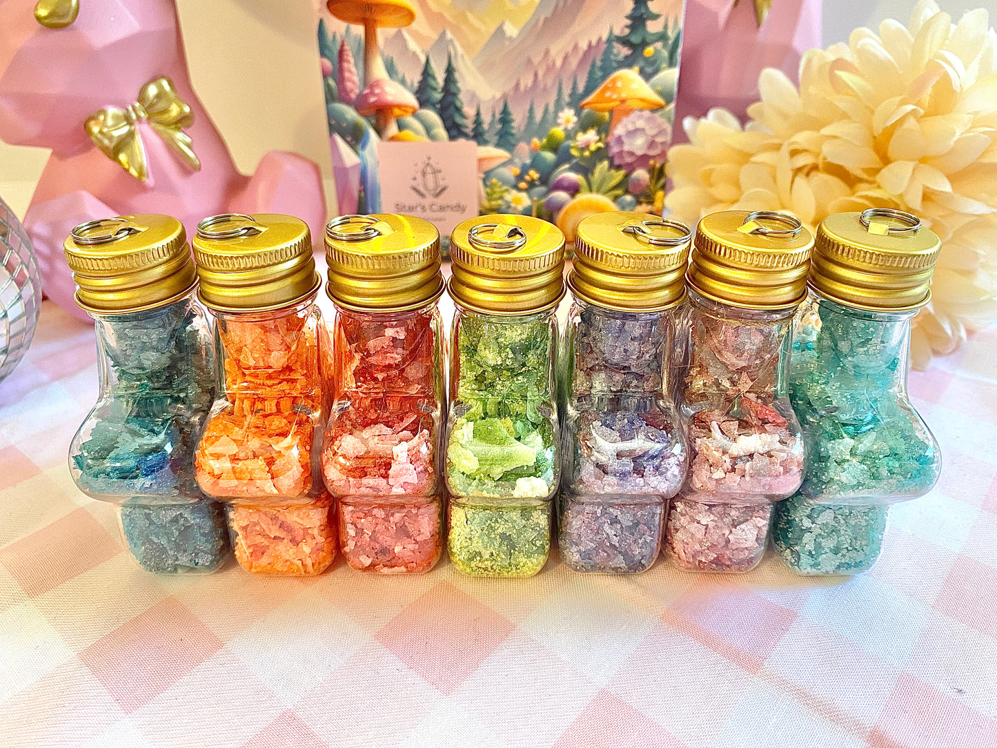 Fun Oreo Cookie themed kohakutou candy mix and match flavors your own way add sour candy gems to them for extra ASMR crunchiness!