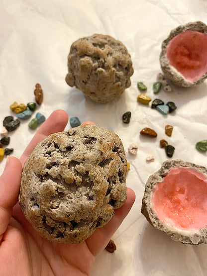 Realistic Breakable Edible Druzy Geode