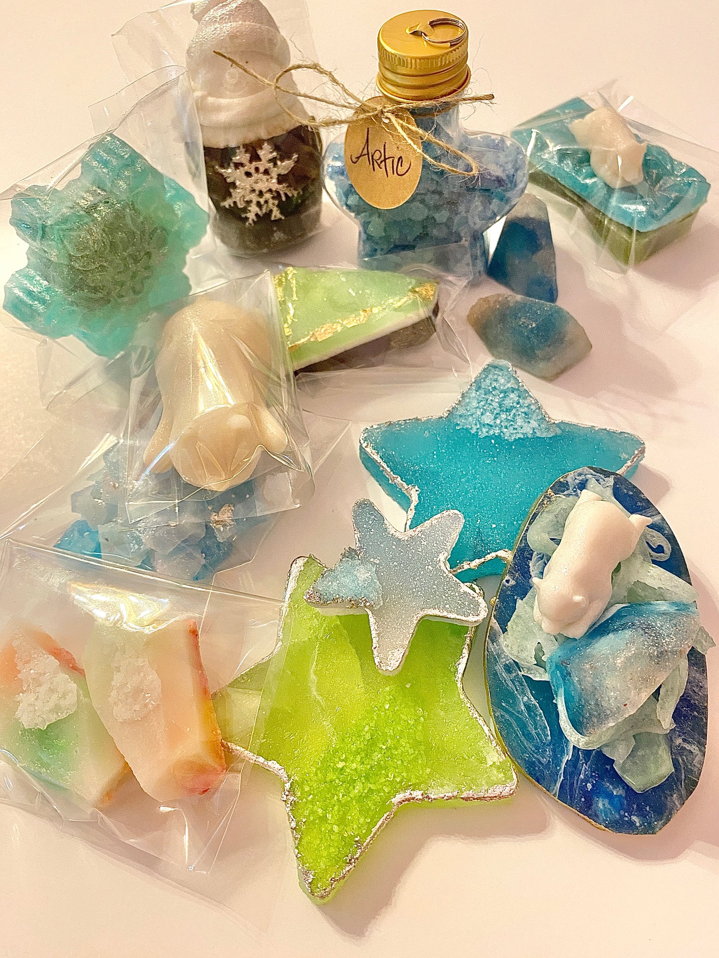 Kohakutou Crystal Candy Polar Bear Rescue Candy Set