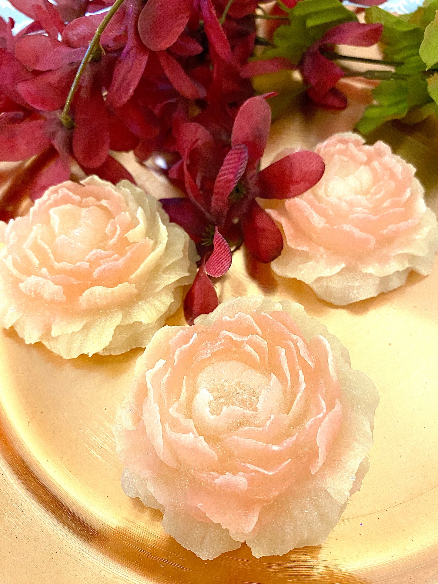 Gorgeous kohakutou Candy Peony Flowers in lots of different flavors!