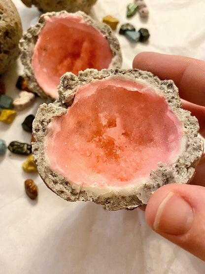 Realistic Breakable Edible Druzy Geode