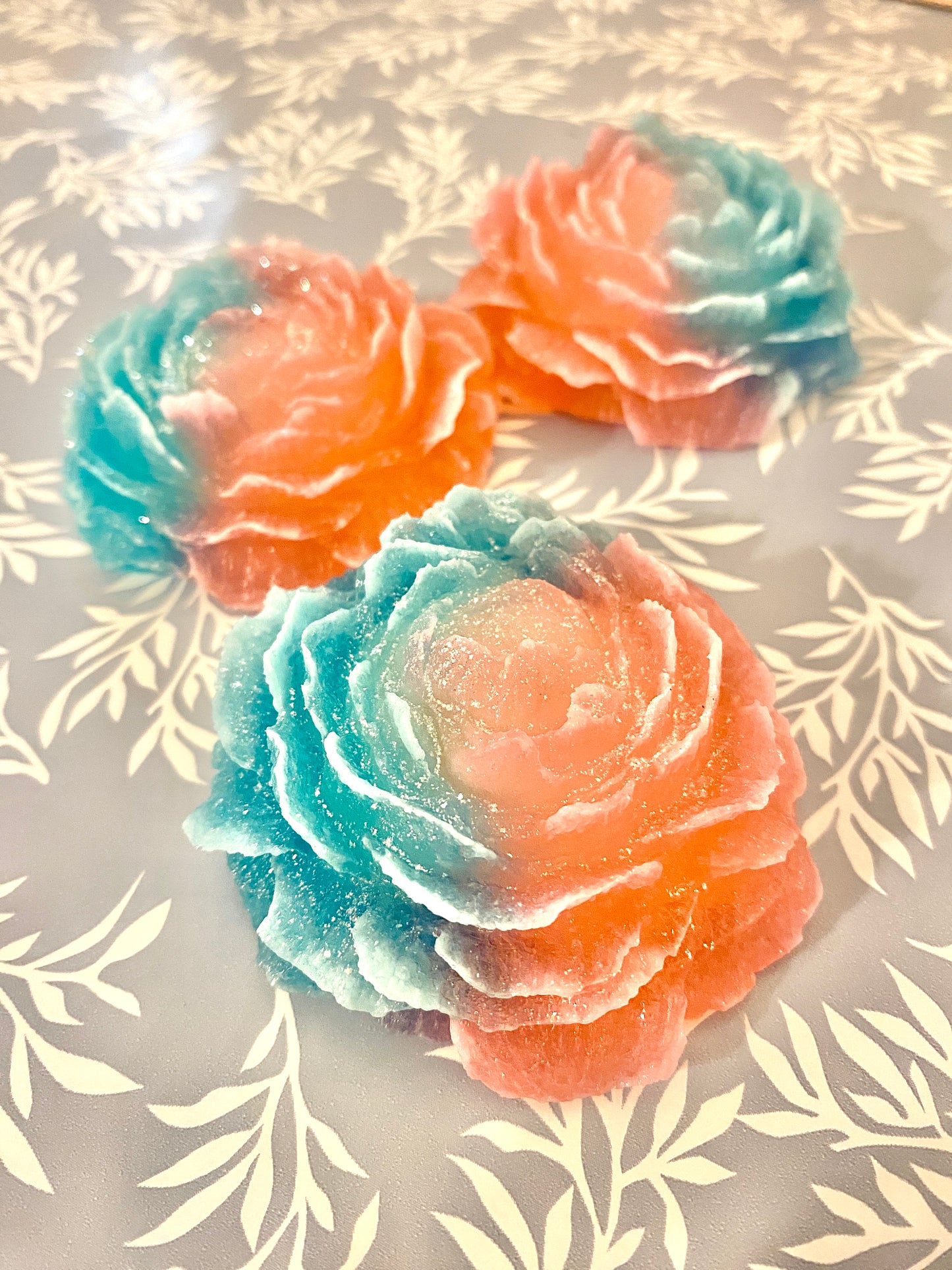 Gorgeous kohakutou Candy Peony Flowers in lots of different flavors!